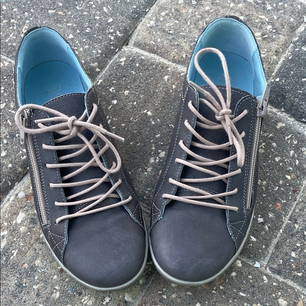 Cloud Aika Browny Beige Sneakers